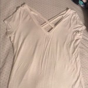 Jessica Simpson maternity shirt